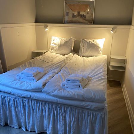 イースタッド Our House Bed & Breakfast エクステリア 写真