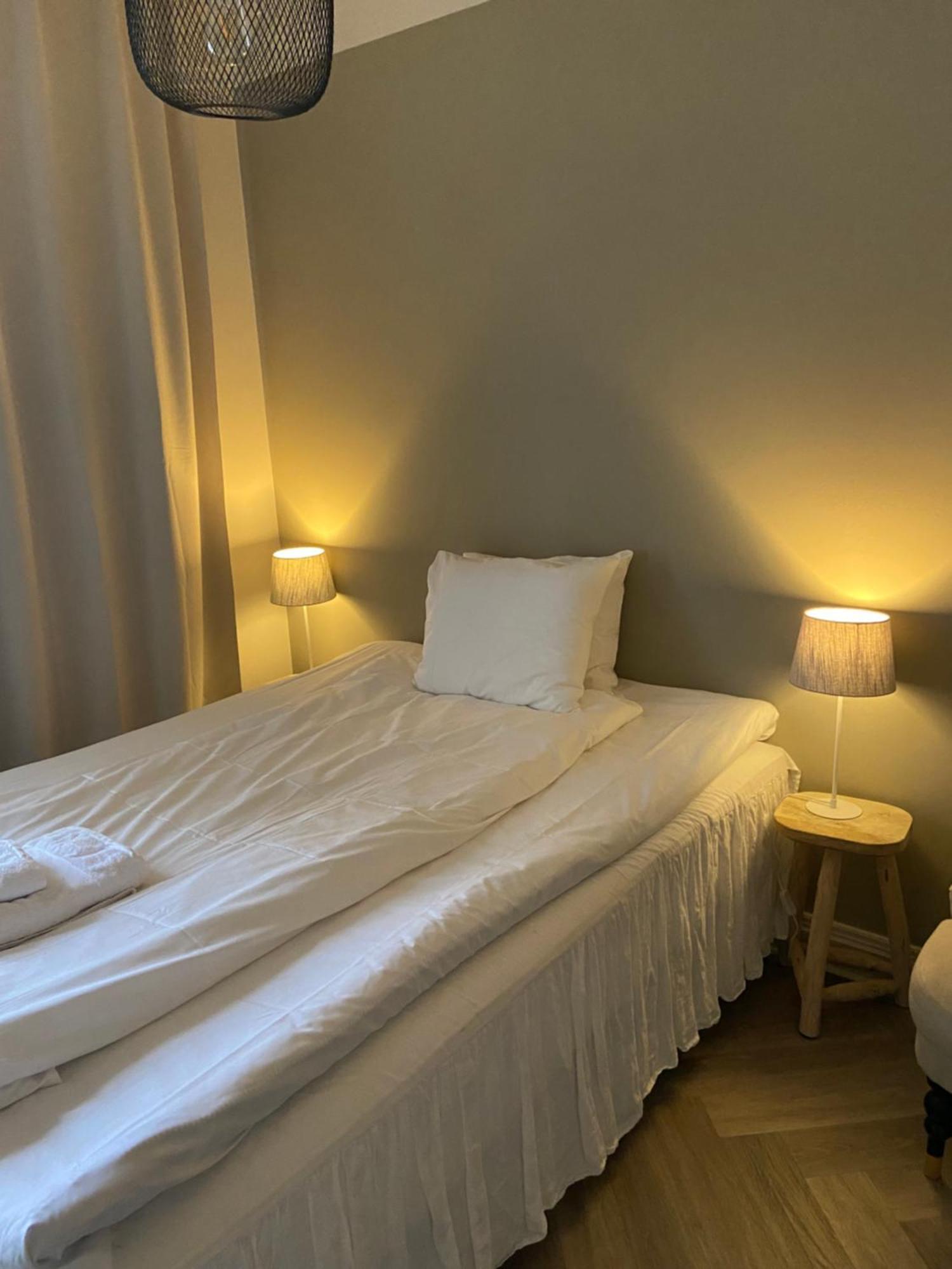 イースタッド Our House Bed & Breakfast エクステリア 写真